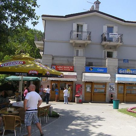 Apartments Zlatko Delic Ika Exterior photo