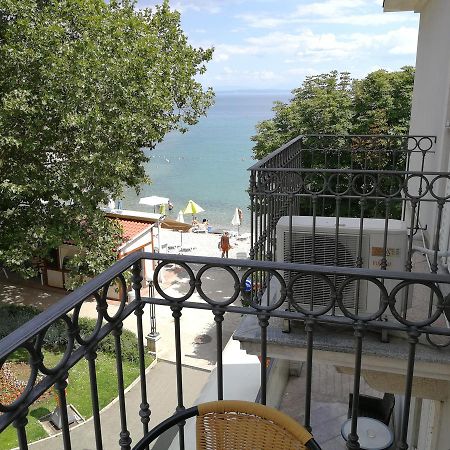 Apartments Zlatko Delic Ika Exterior photo